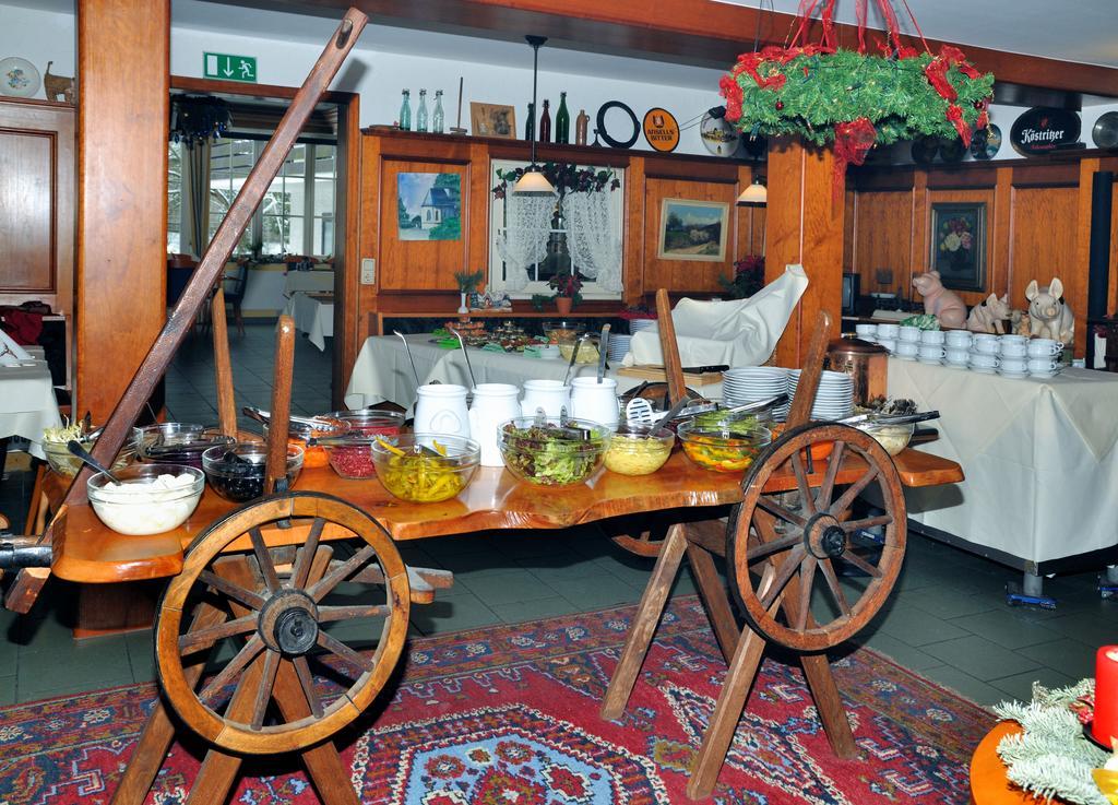 Hotel Zum Baecker Udenhain Экстерьер фото
