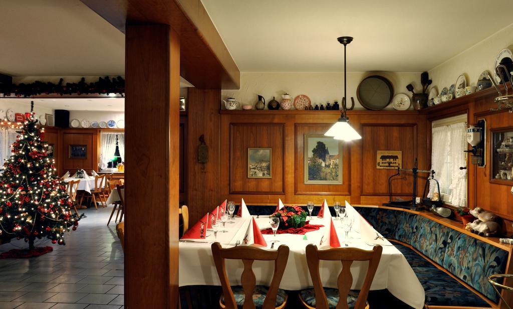 Hotel Zum Baecker Udenhain Экстерьер фото