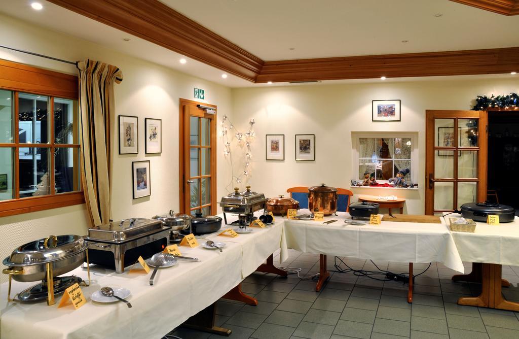 Hotel Zum Baecker Udenhain Экстерьер фото
