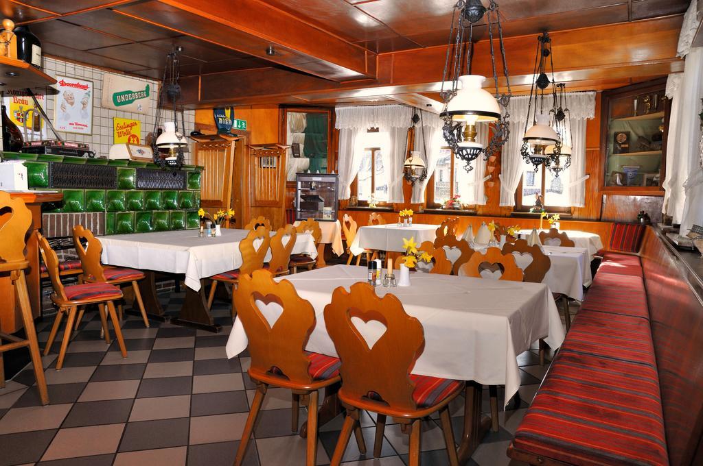 Hotel Zum Baecker Udenhain Экстерьер фото