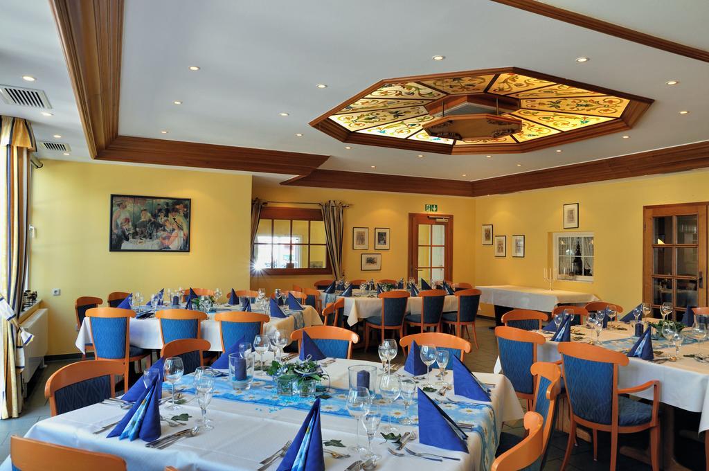 Hotel Zum Baecker Udenhain Экстерьер фото
